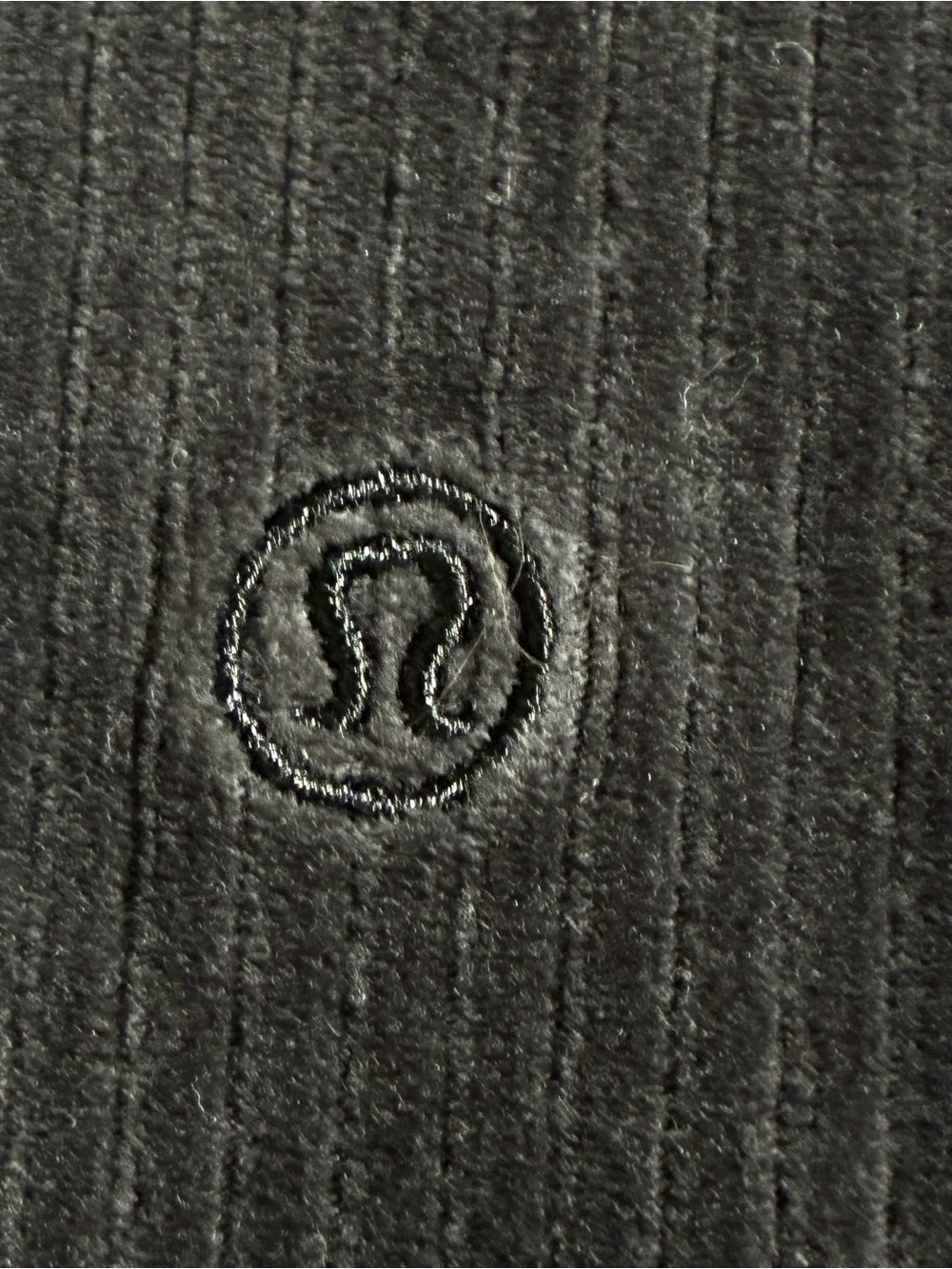 Lululemon Scuba Mid-Rise Wide-Leg Pant 7/8 Length Velvet Cord Black